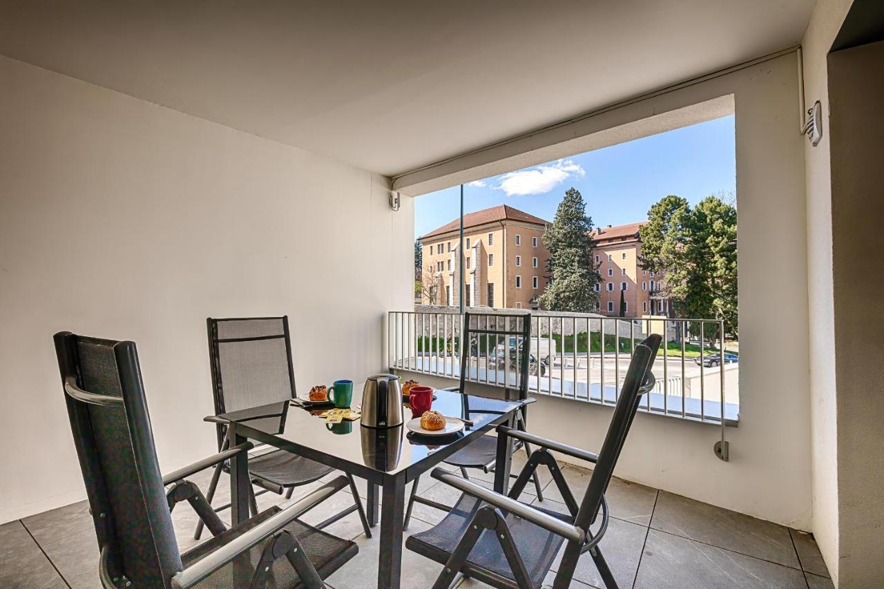 Le Lyrique Apartment Annecy Exterior photo