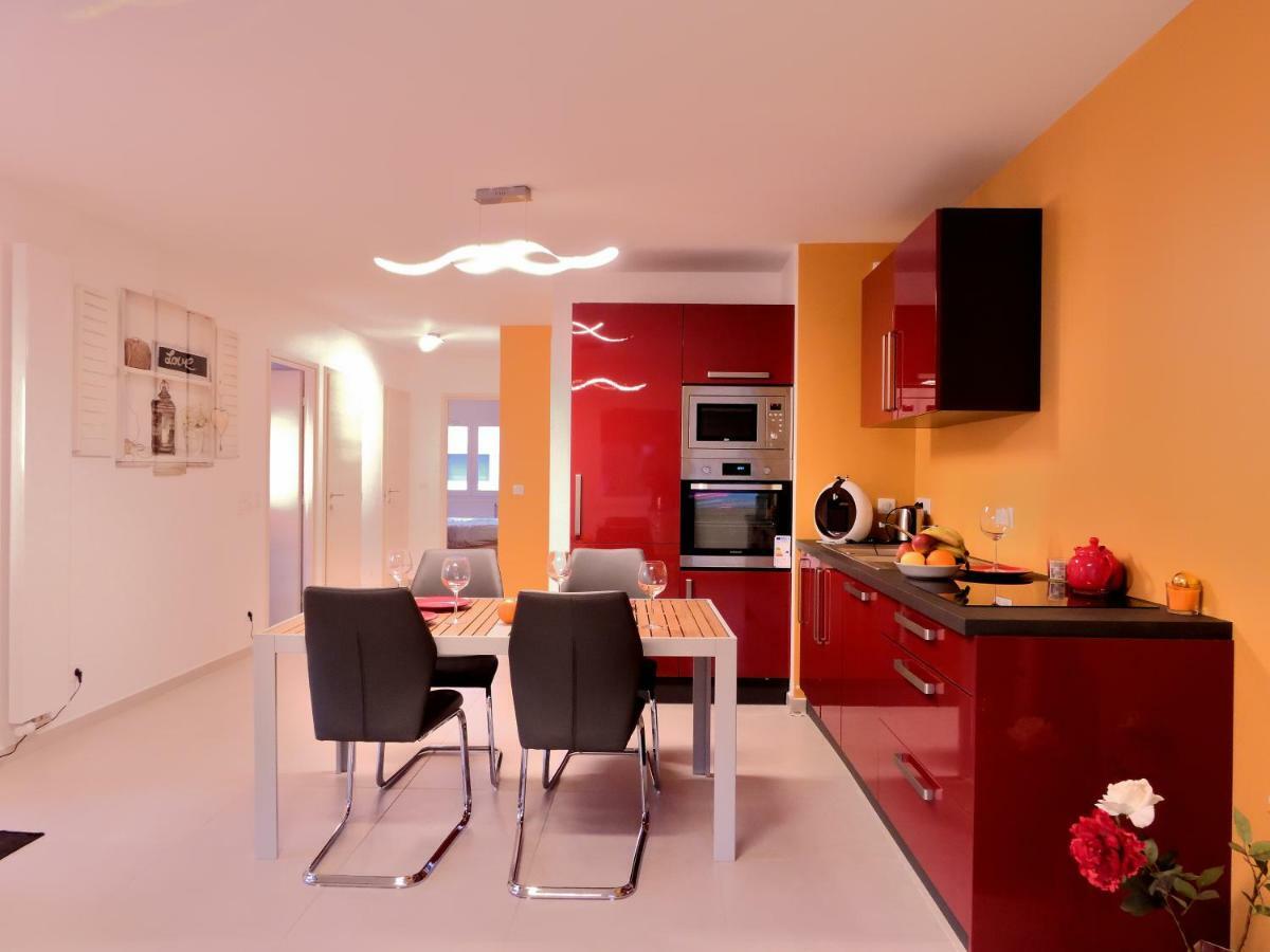 Le Lyrique Apartment Annecy Exterior photo